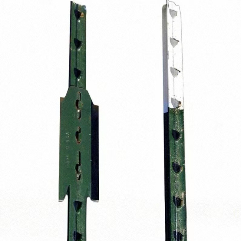 T-shaped post, American-style fence post, green galvanized steel post, livestock fence post for cattle and sheep