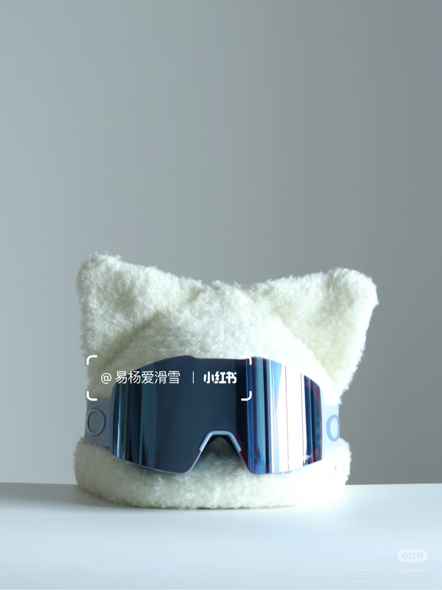 ♔ Cute Cartoon Half Helmet Cover for Skiing, Suitable for Men and Women, Single or Double Board Helmet Decoration