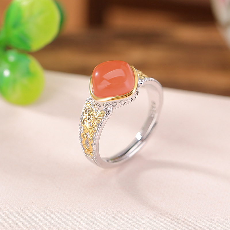 Nhẫn bạc S925 mạ vàng nước đỏ đính ngọc Hòa Điền phong cách retro hình cỏ lau kim cương — Kiểu ngọc bích
