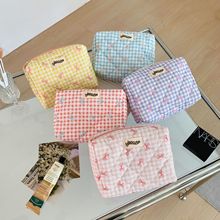 少女高颜值格子蝴蝶结化妆包学生便携可爱护肤品收纳包卡通洗漱包