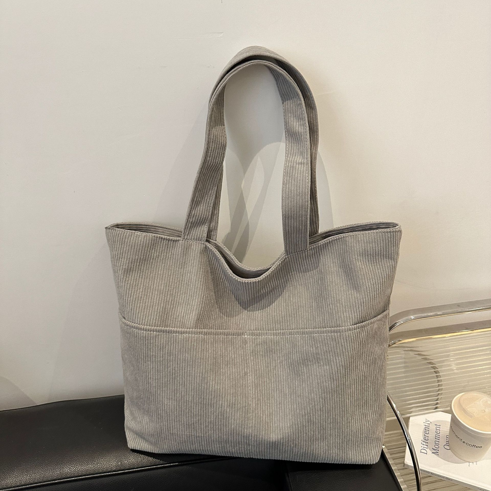 Bolsa de vello retro de gran capacidad para mujeres 2024 nueva moda bolso de mano de color sólido bolso de hombro para estudiantes de arte