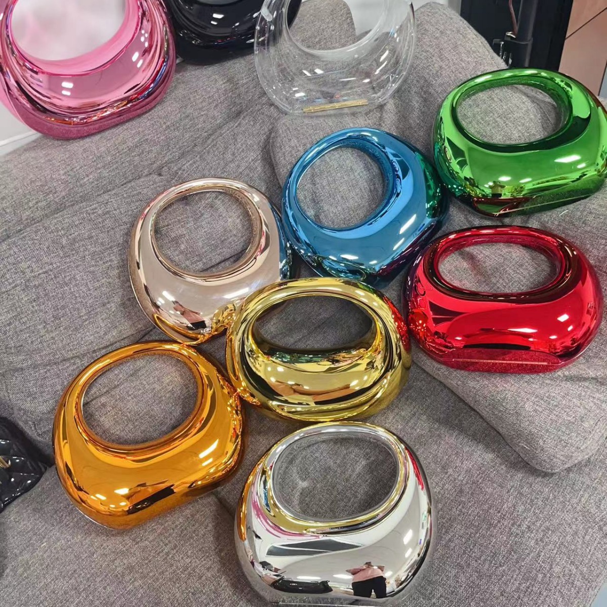 2025 Europa y los Estados Unidos nuevos productos transfronterizos bolsas de cena bolsas de moda meniscal bolsas de oro y plata ornamentos bolsas de cena bolsas de mano bolsas acrílicas