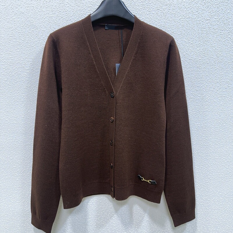 Shenzhen Nanyou G-brand~Premium~Version 26 Early Autumn New Style Solid Color Simple V-neck Knit Long-sleeve Cardigan Shenzhen Nanyou G-brand~Premium~Version 26 Early Autumn New Style Solid Color Simple V-neck Knit Long-sleeve Cardigan