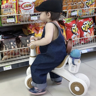 Children's Balance Car--Entry-Level Four-Wheel Sliding Without Pedal Walker for One-Year-Old Baby and Toddler Plastic