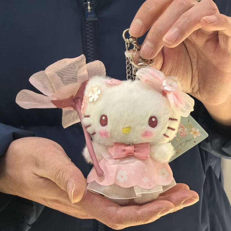 黑色草帽kitty帽宝宝挂件爱心扣公仔玩偶可爱赫本风挂饰钥匙扣|undefined