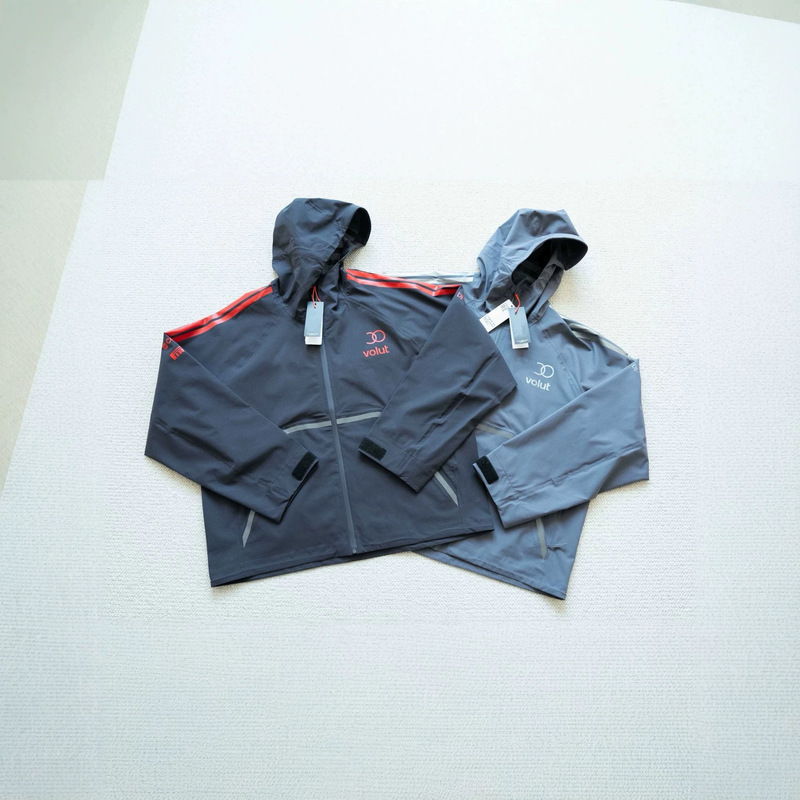 TEAM F1 AUD co-branded fully taped loose-fitting hooded zip-up simple and comfortable long-sleeve waterproof breathable jacket TEAM F1 AUD co-branded fully taped loose-fitting hooded zip-up simple and comfortable long-sleeve waterproof breathable jacket