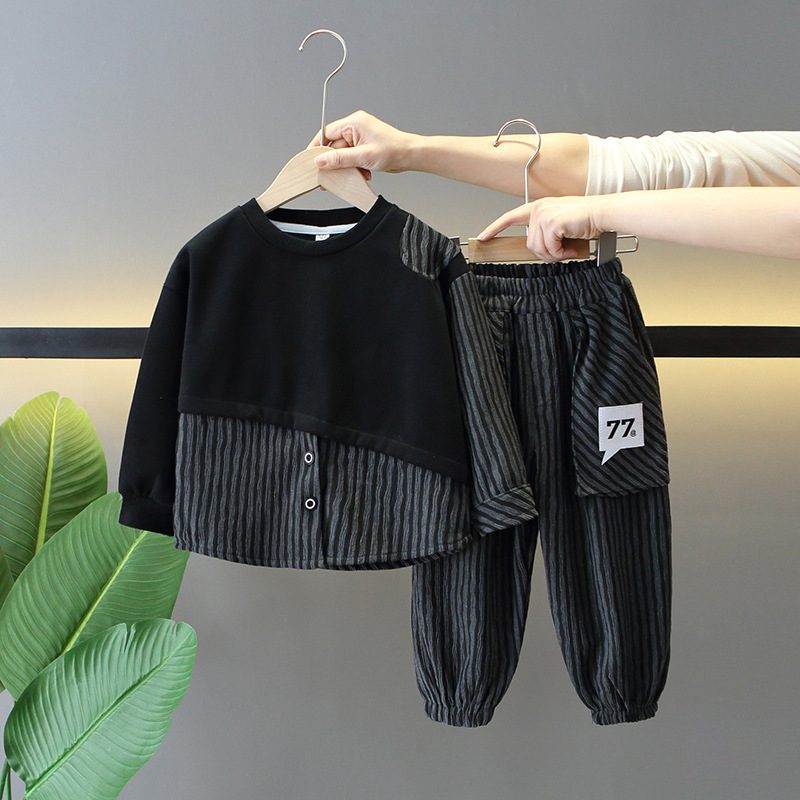 6128 Traje de primavera para niños 2025 nuevo suéter a rayas fresco y guapo falso de dos piezas de bebé moda fresca primavera y otoño