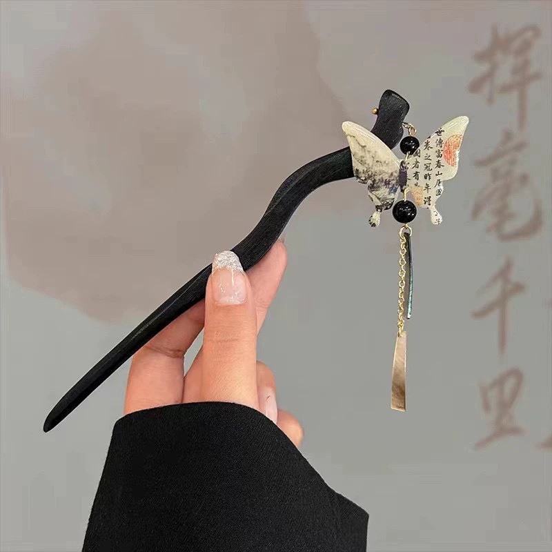 Landscape butterfly shell tassel hairpin