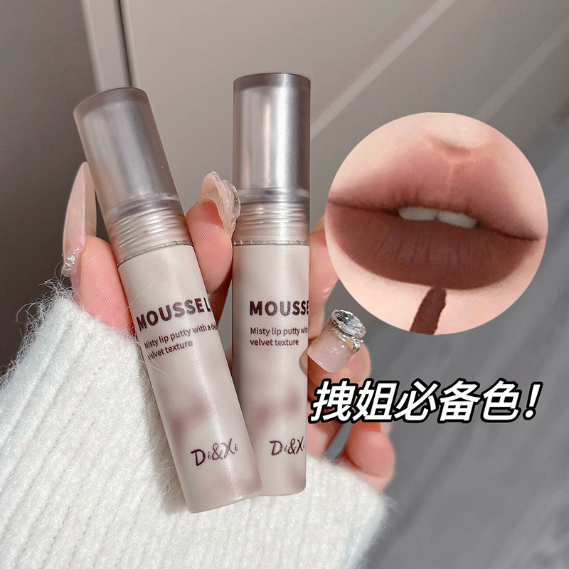 DIXI mousse de niebla suave, barro de labios mate mate, maquillaje blanco, barro de labios, lápiz labial, fabricante de maquillaje transfronterizo al por mayor