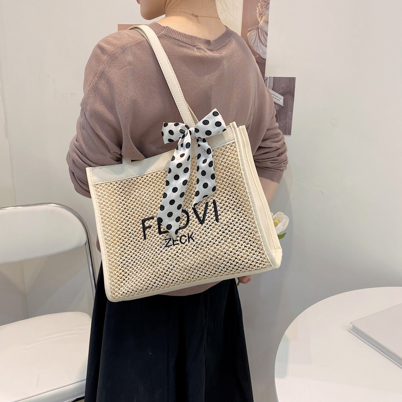 Women's Small Straw Solid Color Fashion Ribbon Square Open Tote Bag display picture 4