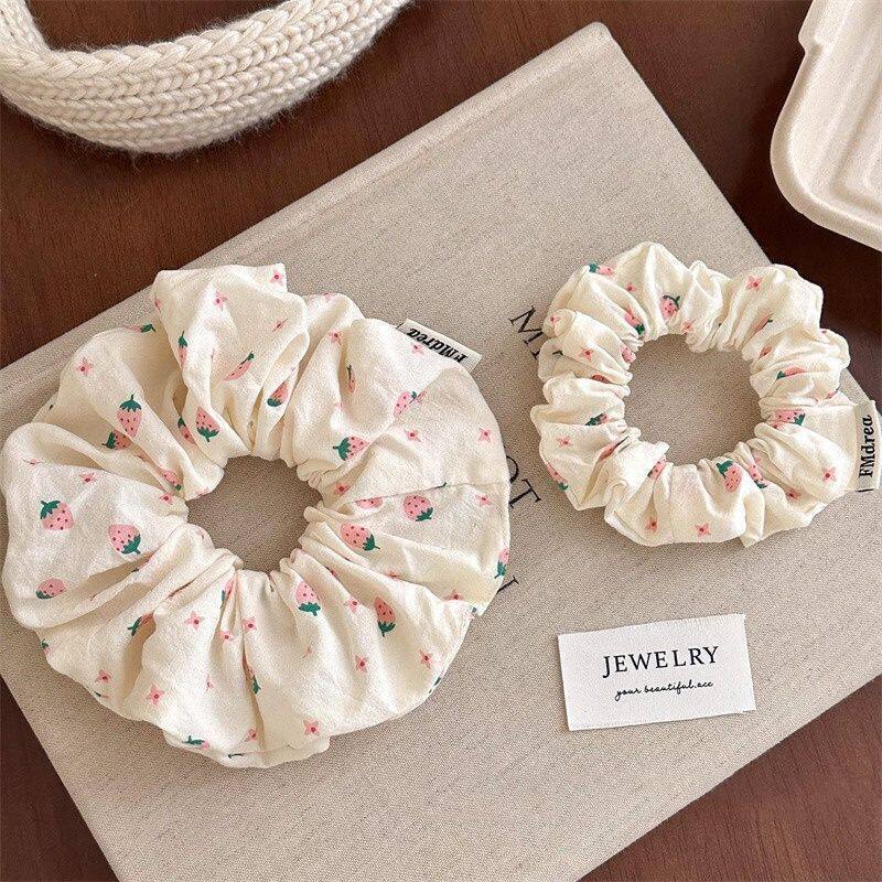 Forest-Style Sweet Strawberry Polka Dot Pink Floral Scrunchie Cute Bun Hair Tie Ponytail Elegant Hair Accessory Forest-Style Sweet Strawberry Polka Dot Pink Floral Scrunchie Cute Bun Hair Tie Ponytail Elegant Hair Accessory