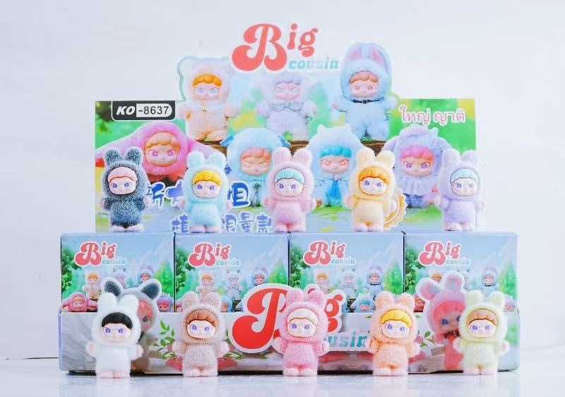 Caja ciega flocada de dibujos animados de tela rabu, lindo y lindo grano de alto valor, mini muñeca, modelo de decoración de escritorio, regalo