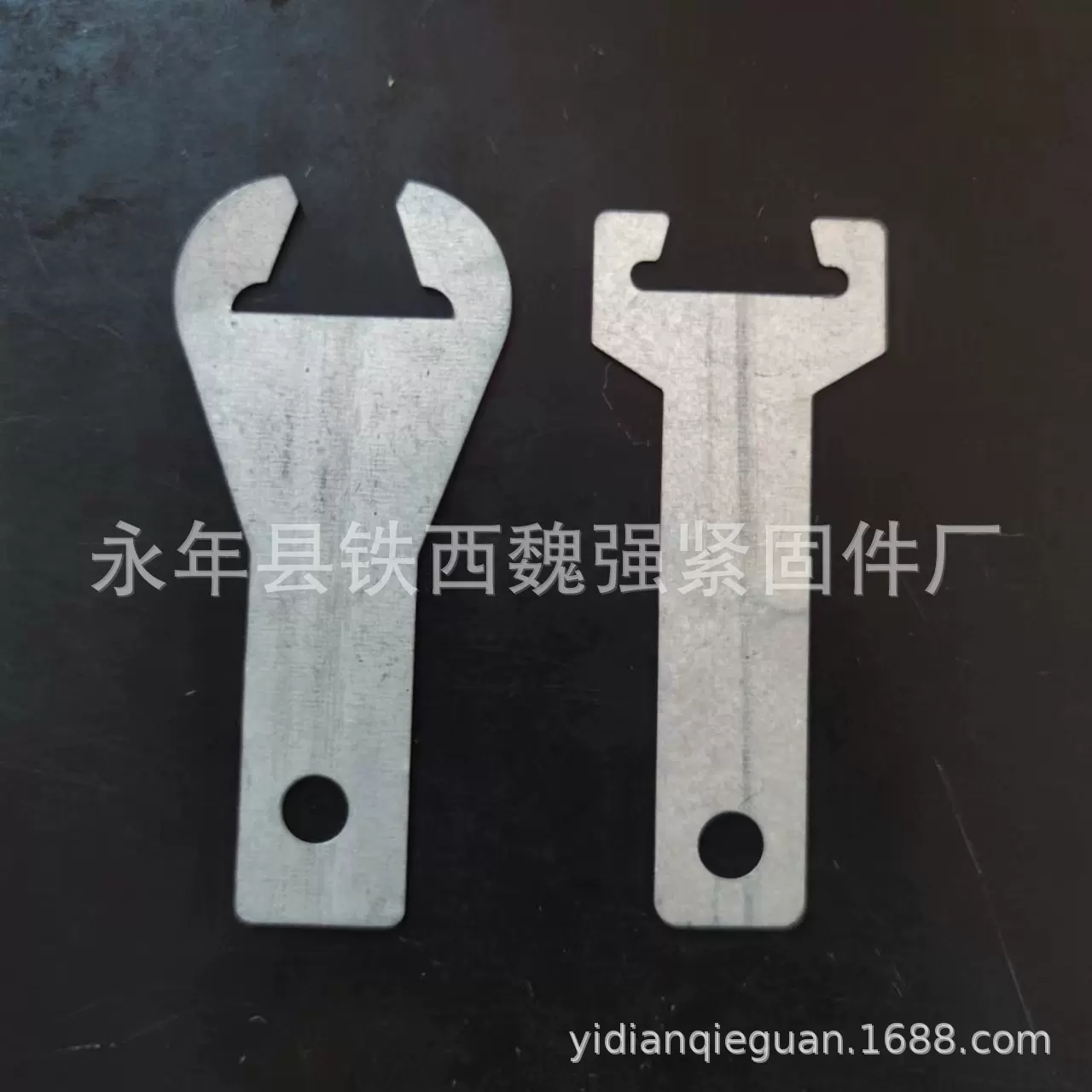 集成吊顶 吊片 轻钢龙骨链接片 三角龙骨挂片 开口挂片88  98