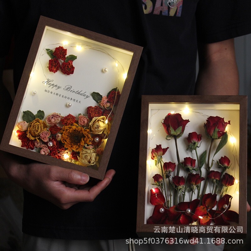 99 Hollow Dried Roses in a Frame DIY Display Stand, Preserved and Preserved in Three-Dimensional Space, Handmade Rose Flower Gift Idea