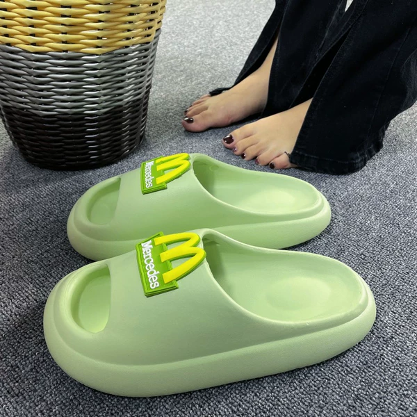 [绿色梅赛德斯【绿色】]