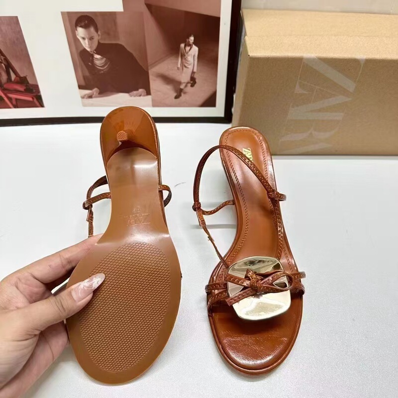ZA 新製品 2024 夏ワンストラッププロフェッショナル女性の靴ブラウンメタル装飾ファッショナブルな人気のハイヒールサンダル女性のための|undefined