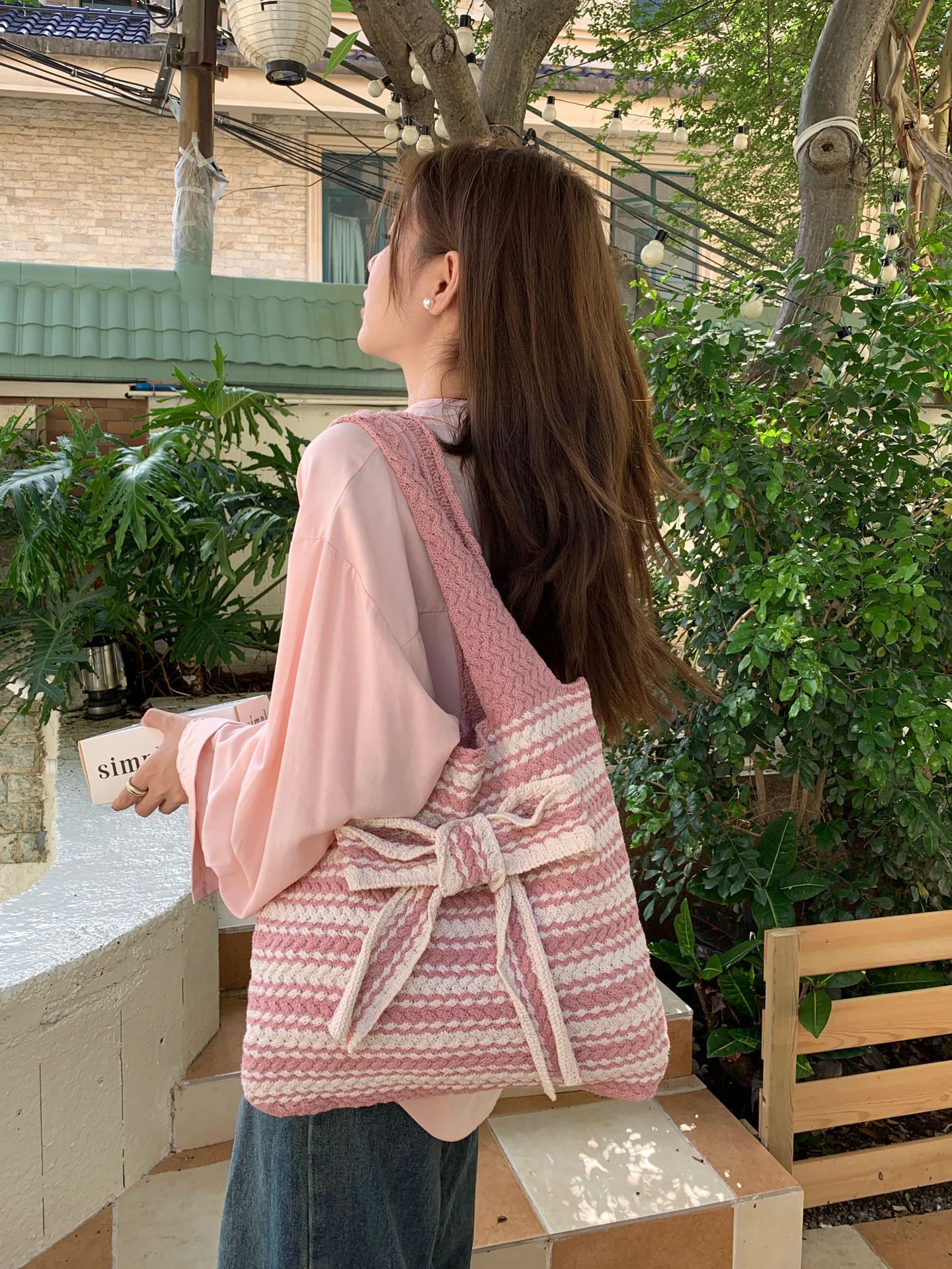 378g Weight Polyester Lining Material Weave Fashion Element Open Closure Type Double Shoulder Straps Strap Type Shoulder Bag Bags Type Travel, Daily Occasion Polyester Material Stripe, Bow Knot Pattern All Seasons Season Women's Gender Vintage Style Style Medium Size Women's Medium Polyester Stripe Bow Knot Vintage Style Weave Open Shoulder Bag 无