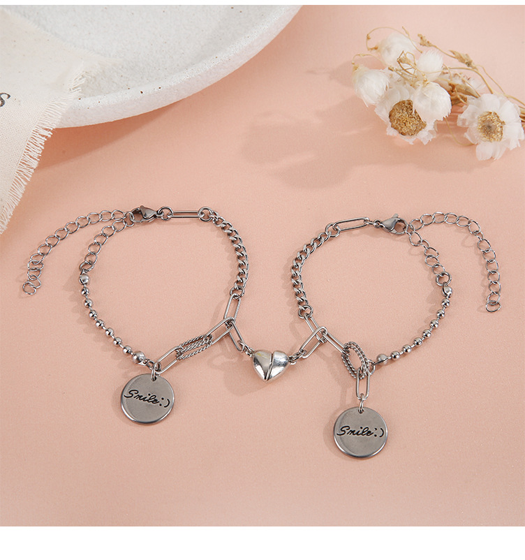 Wholesale Jewelry Stainless Steel Heart Magnet Couple Bracelets Set Nihaojewelry display picture 5