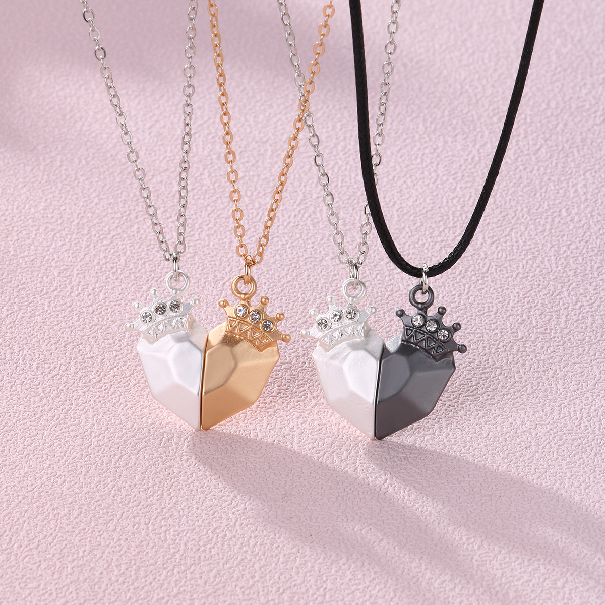 21g Weight IG Style Simple Style Heart Shape Alloy Leather Rope Cable Chain Woven Chain Pendant Necklaces Wholesale