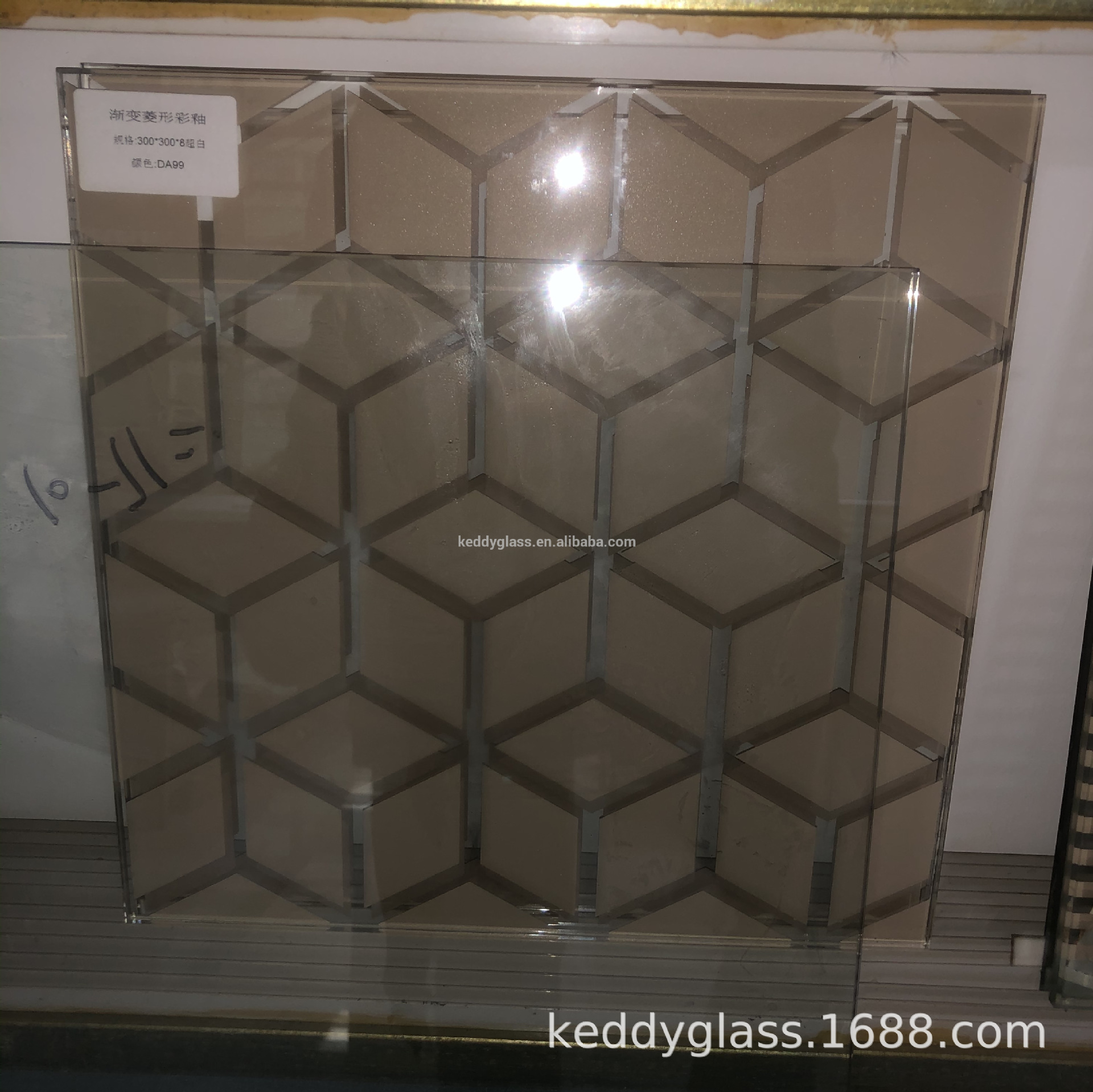 丝网印刷钢化玻璃  装饰家具用彩釉玻璃 价格美丽