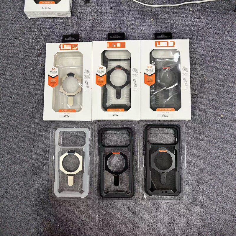 UAG Diamond Stand is suitable for iPhone 17 Pro Max, a metal-textured magnetic case with a stand