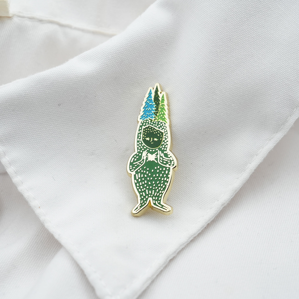Green Tree Man Brooch Cartoon Plant Pine Tree Badge Enamel Brooch Creative Collar Backpack Decoration