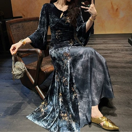 连衣裙;时尚休闲套装;休闲裤