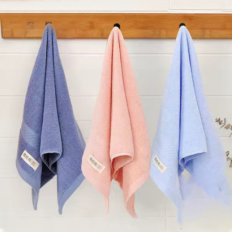 진한 파란색 + 분홍색 + 하늘색