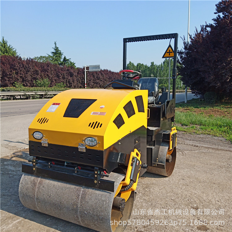 3吨小型压路机 座驾压路机 全液压压路机双钢轮