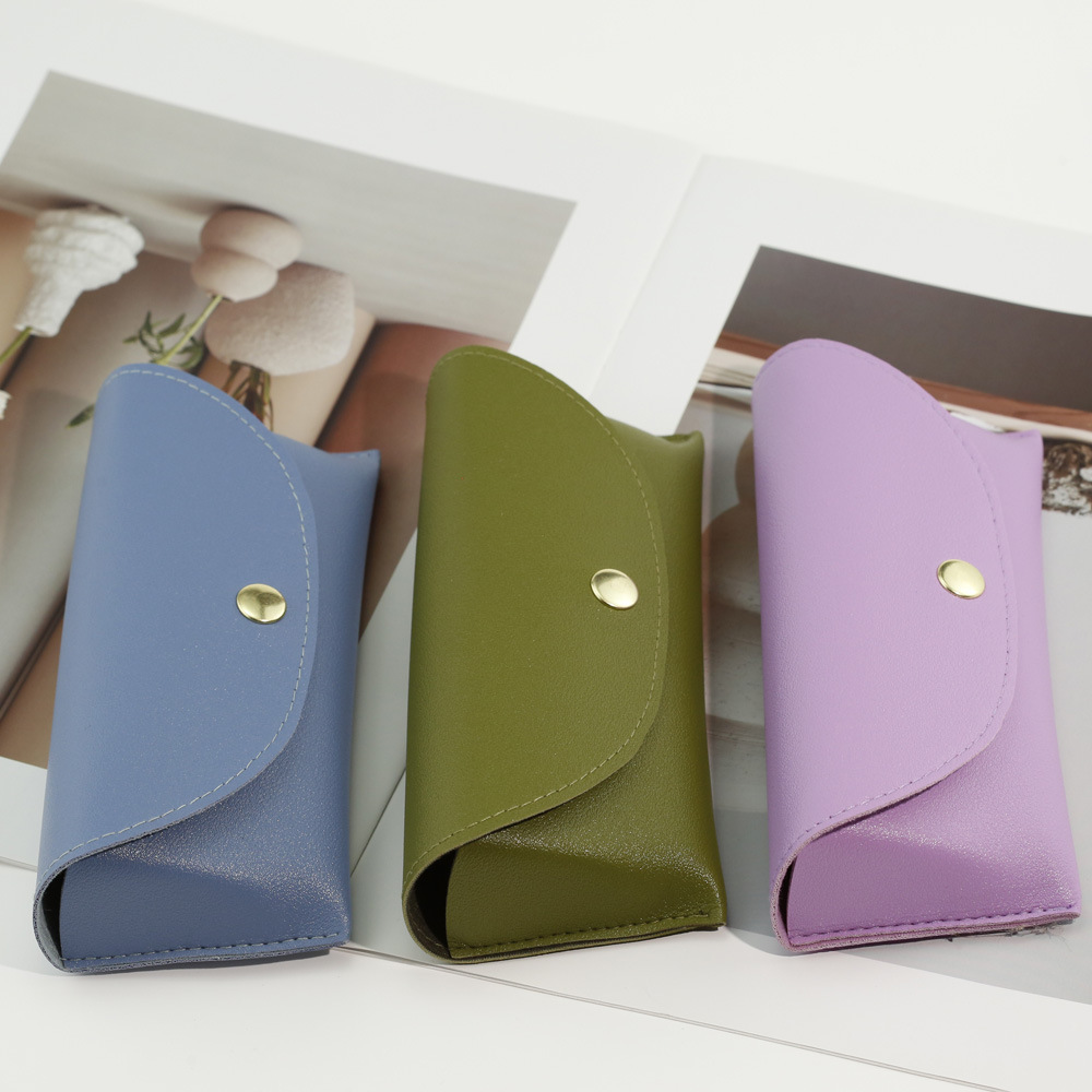 Classic Style Solid Color Pu Leather Unisex Glasses Case display picture 6