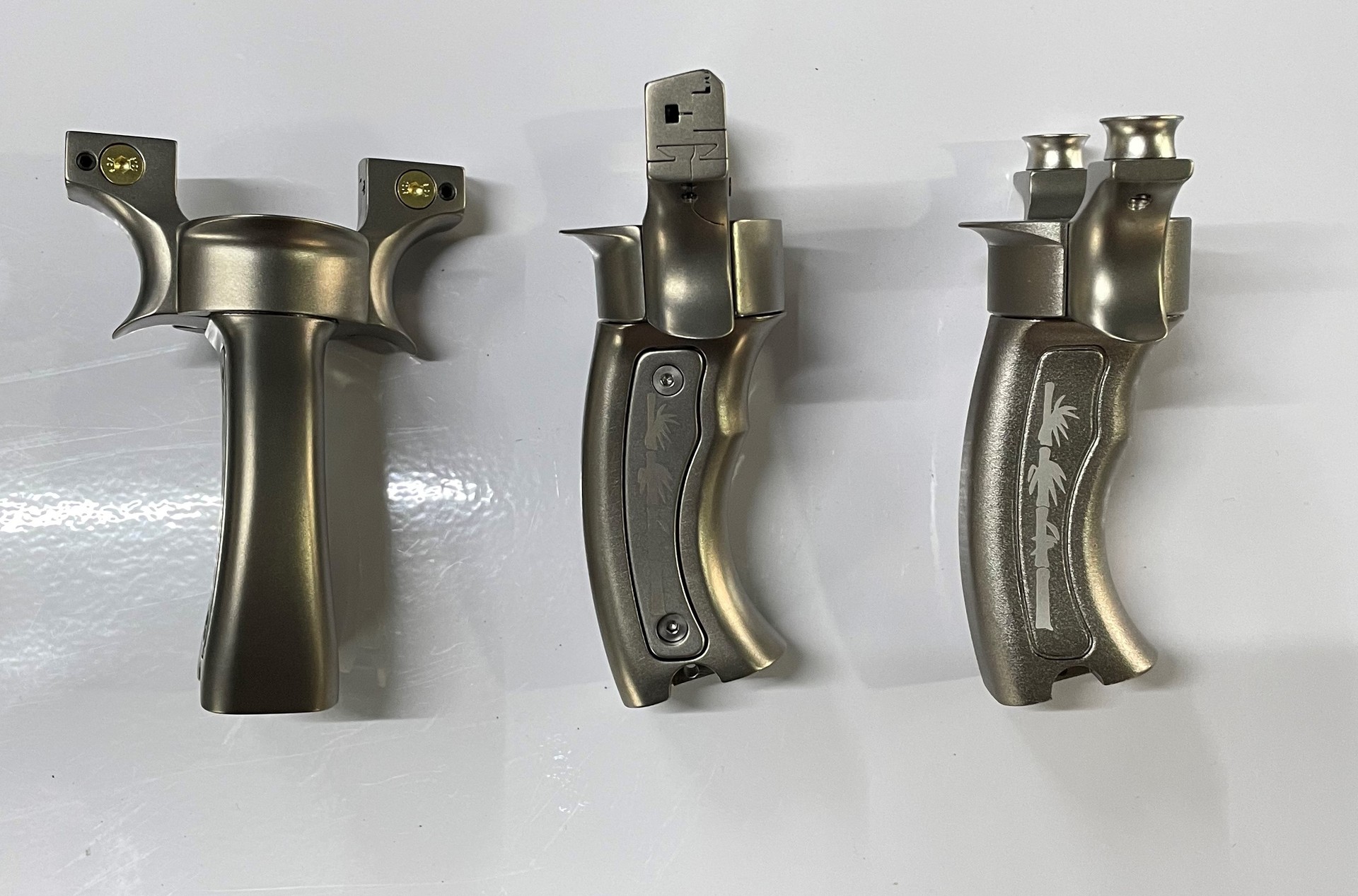 Фиксированный полностью титановый зажим 7620