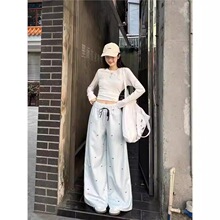 ǳ��ɫֱͲ���ȿ�������������к�ϵ�����¿��ļ�2026����Ů���