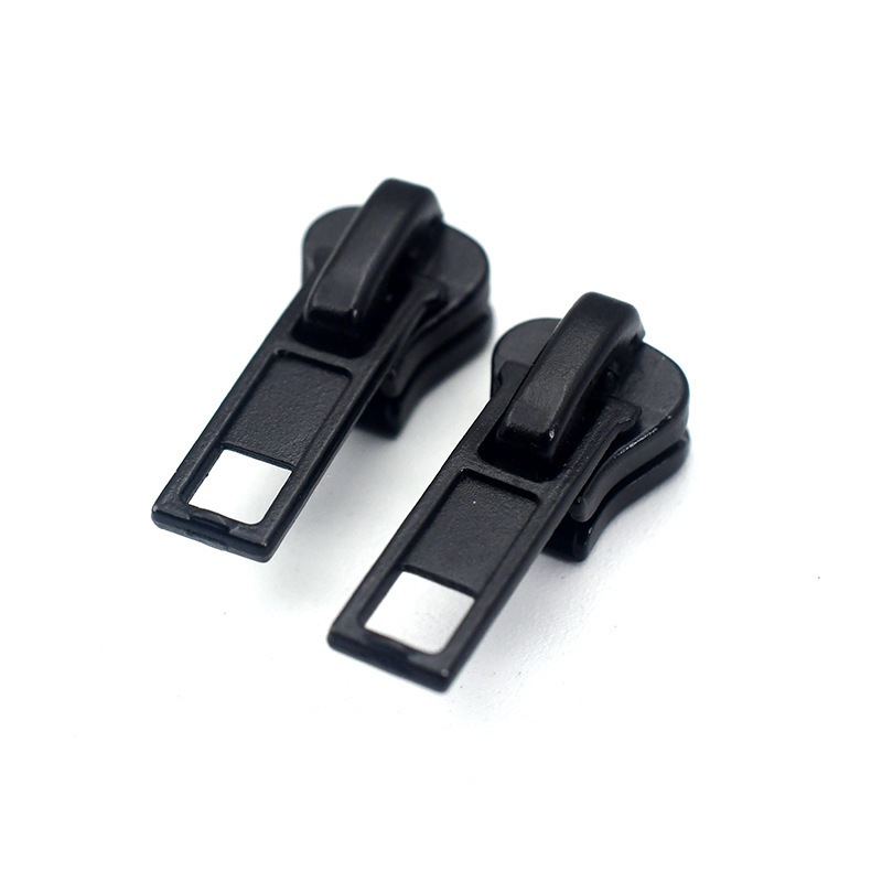プルヘッド No.3、No.5、No.8、No.10/15/20 樹脂ジッパー用厚みのある大型金属プルヘッド黒ジッパーヘッド|undefined