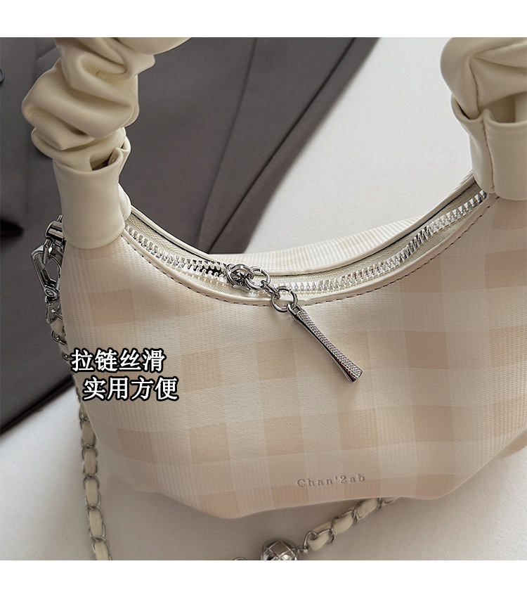 Sweet and cool style, trendy and unique cloud-shaped pleated handbag, a new summer fashion chain crossbody bag for women in 2025 Item Picture