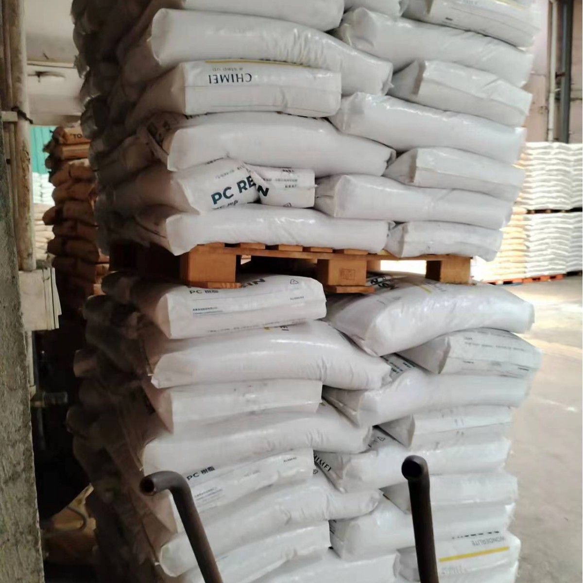 PC台湾奇美PC-108U聚碳酸酯板材 遮阳板耐候性弯曲强度板材级别PC