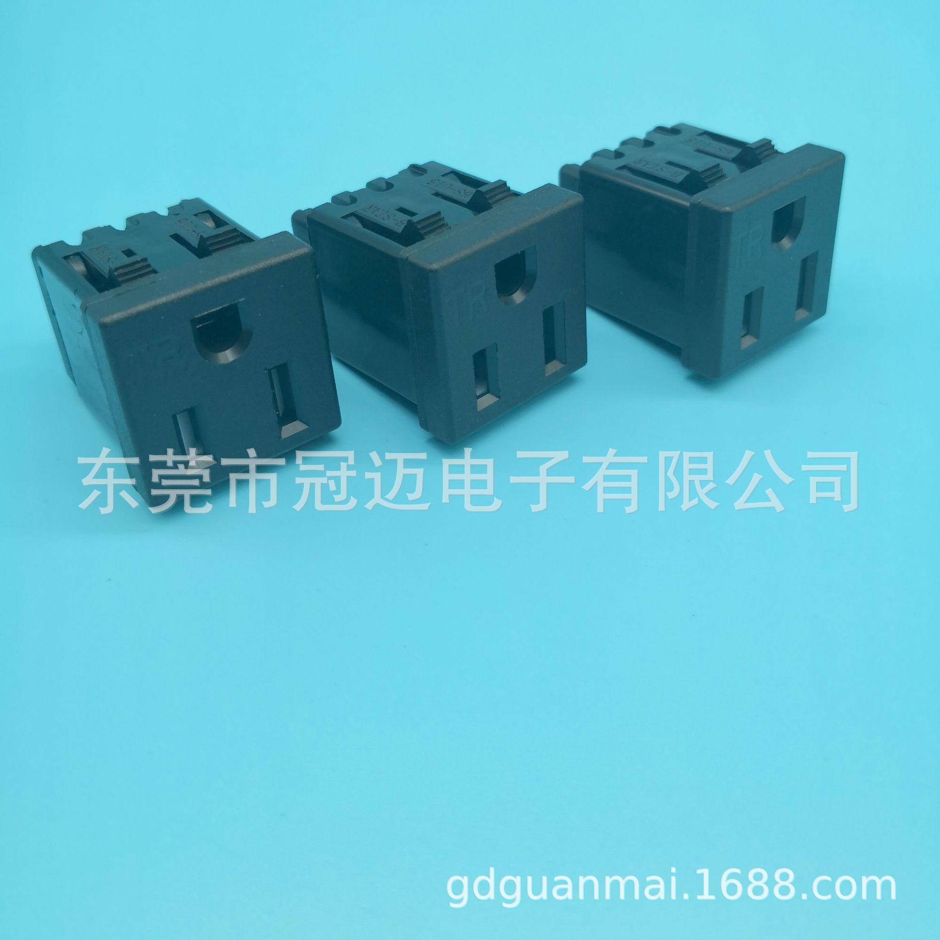 BT-US2美规模块 美式 美标三孔插座 15A125V 带TR防护门 储能排插