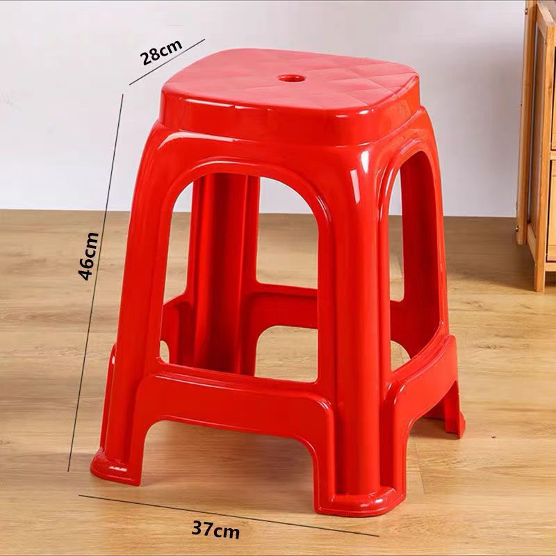 Taburetes de plástico pueden ser taburetes de sillas caseras taburetes altos taburetes al por mayor rojo engrosado en una pila de plástico