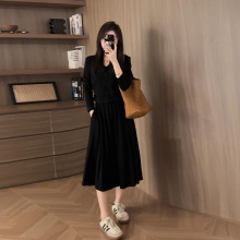 韩剧女主穿搭黑色气质连衣裙子女2024新款早春季搭配一整套新中式