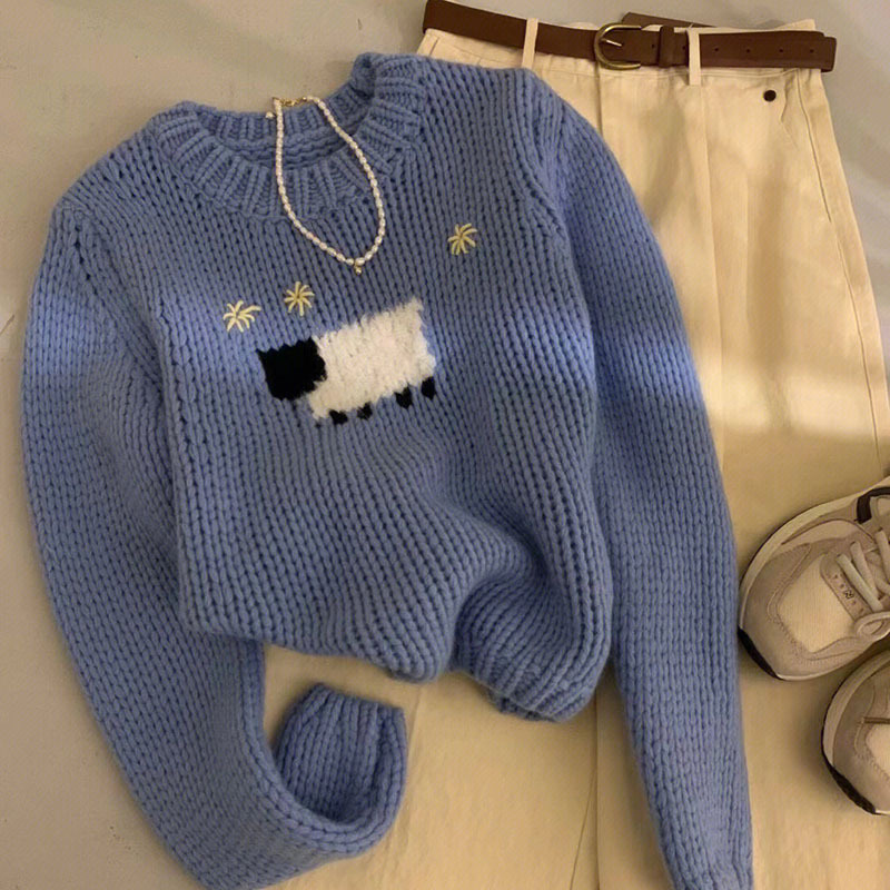 The shopkeeper pushes the popular and cute lamb embroidered blue…