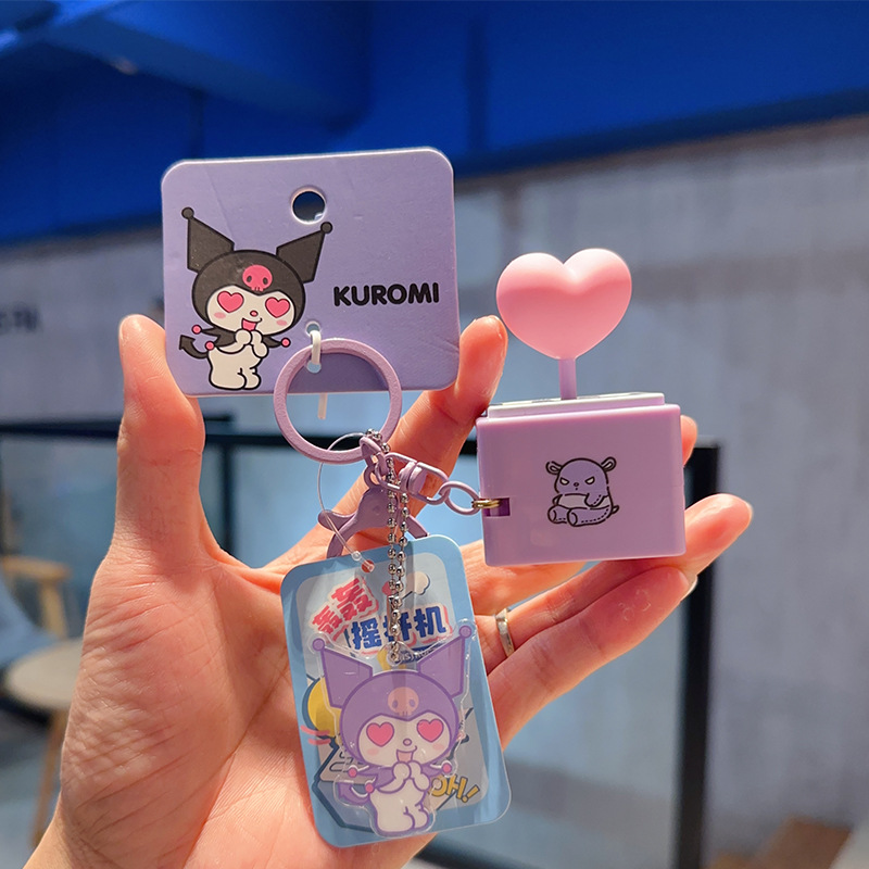 2026年新作正規品サンリオクロミぬいぐるみキーホルダー女性向け可愛いハローキティぬいぐるみカメラ小物