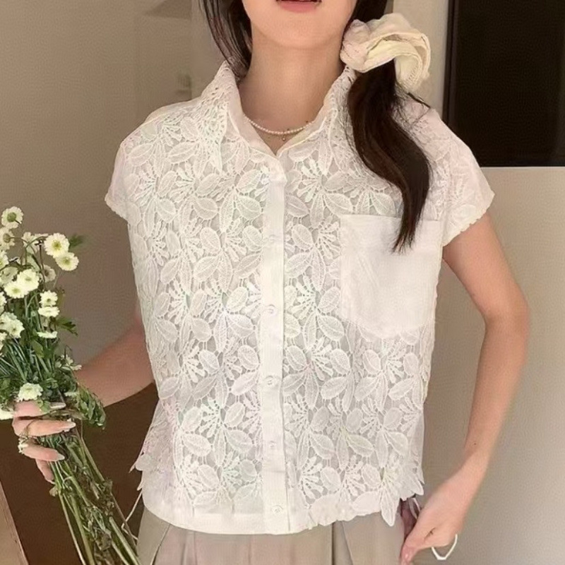 2025 New Summer Style Loose Sleeveless Wide Shoulder Shirt for Women Embroidered Lace Hem Drawstring Design Niche Shirt