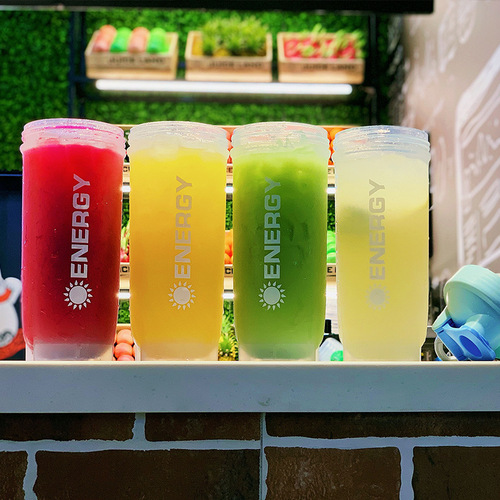 Cute internet celebrity sports and fitness water cup, large capacity, portable protein powder shaker cup, anti-fall student space cup