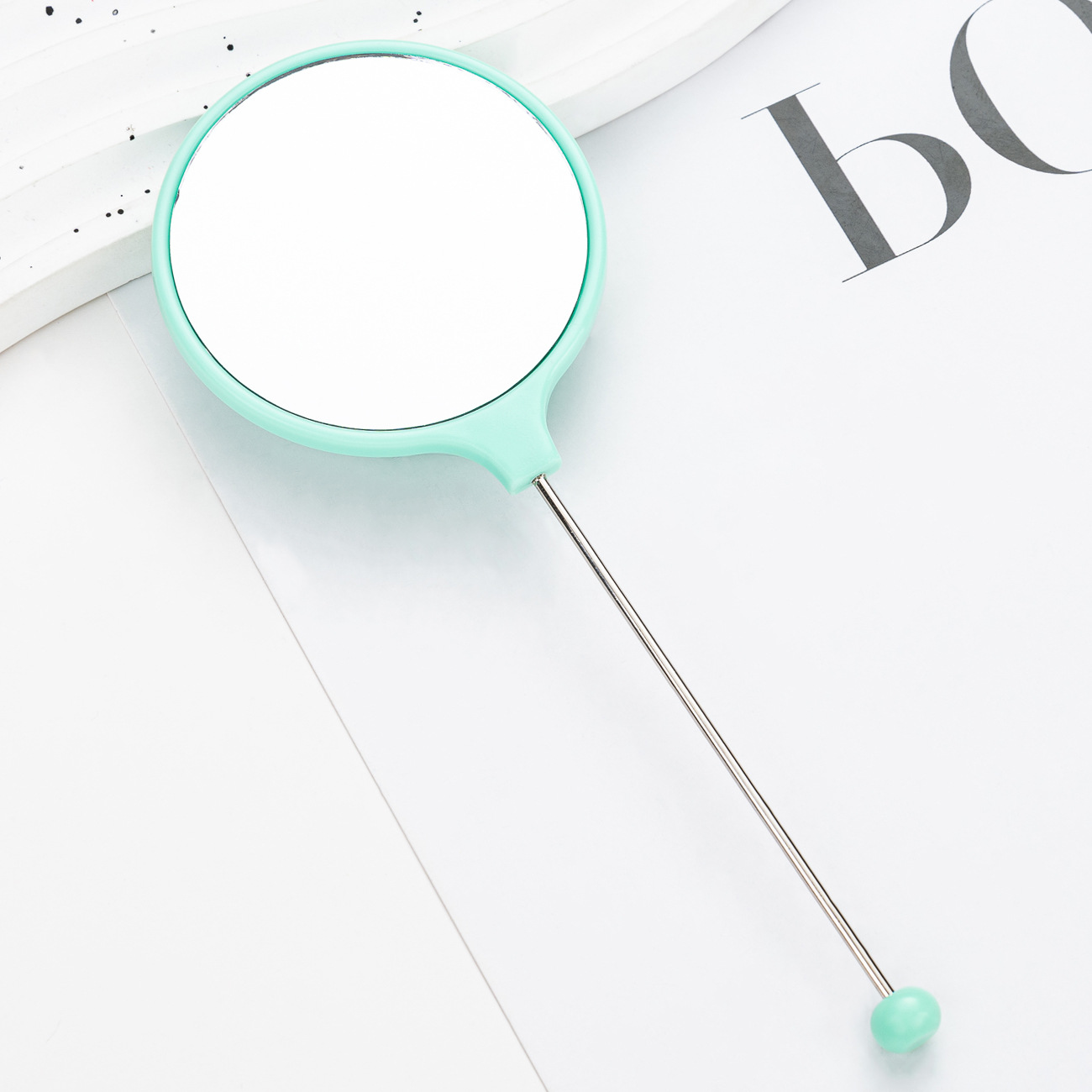 Espejo portátil de alta definición, espejo de mano, espejo de mano, espejo de maquillaje de mango especial para niñas