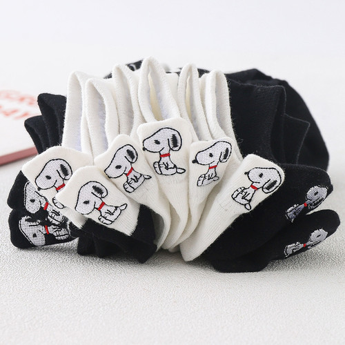 Spring and Summer New Arrival Children's Embroidered Snoopy Cartoon Boat Socks, Cute Puppy Trendy Personalized Women's Cotton Socks Wholesale