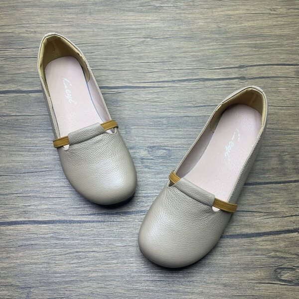 Retro shoes