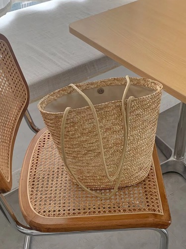 Wicker French Retro Large Capacity Large Grass Bag Solid Color Vacation Beach Bag Natural Wheat Straw Wicker Single Shoulder Bag