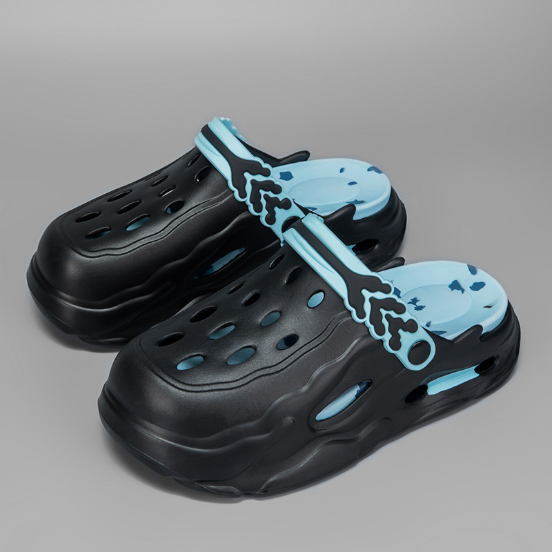 Nuevos zapatos con agujeros para hombres, suela gruesa antideslizante, zapatillas Baotou, sandalias de playa de moda de verano para hombres