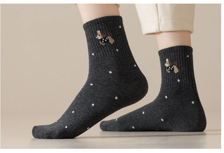 Xinjiang-Baumwollsocken für Damen, Frühlings- und Herbst-Mittellange Socken, reine Baumwolle, antibakteriell, geruchshemmend, atmungsaktiv, Sportsocken, trendige Cartoon-Baumwollsocken im Großhandel