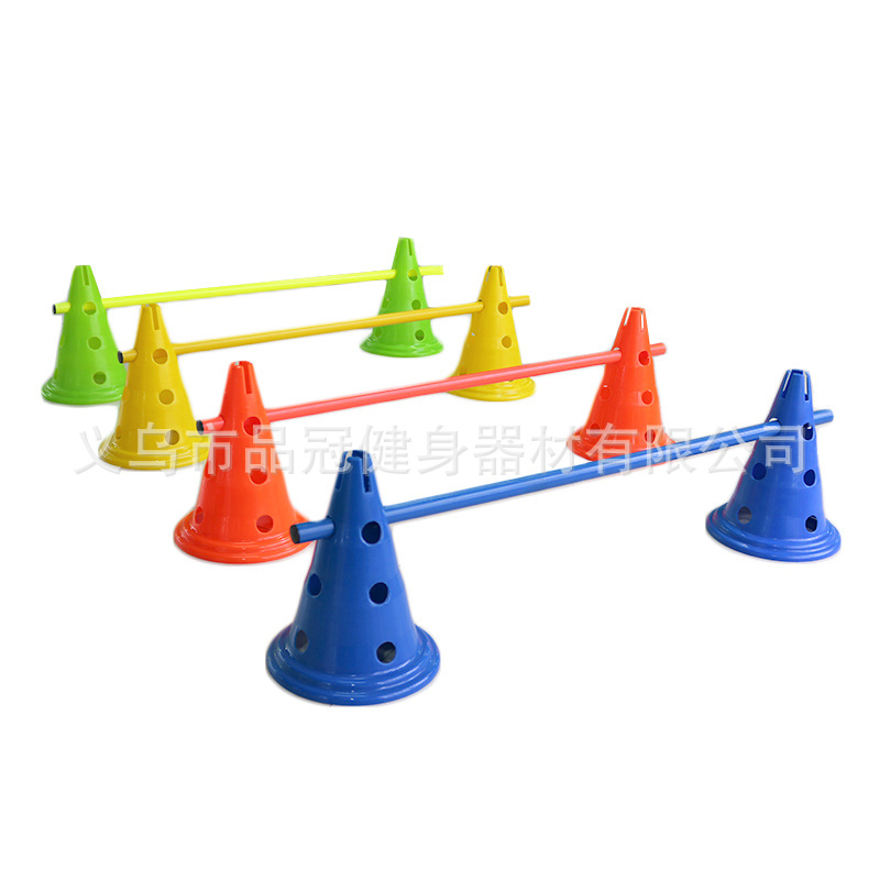 Equipo de entrenamiento de integración sensorial para niños de jardín de infantes: combinación de circuito de obstáculos, equipo de entrenamiento de fútbol con agujeros, conos marcadores, conos de helado.