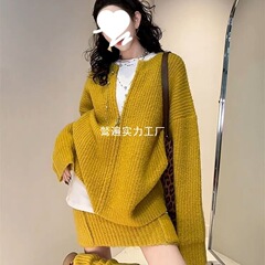 小个子穿搭一整套秋冬新款时尚慵懒风宽松软糯毛衣针织半身裙套装
